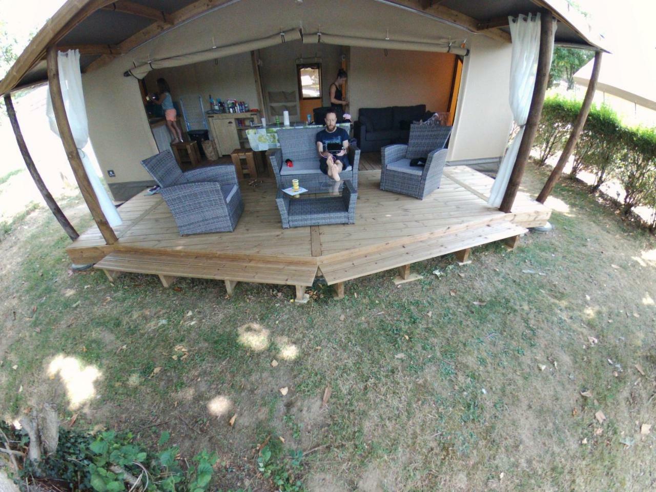 Camping Des Ribieres Confolens Luaran gambar